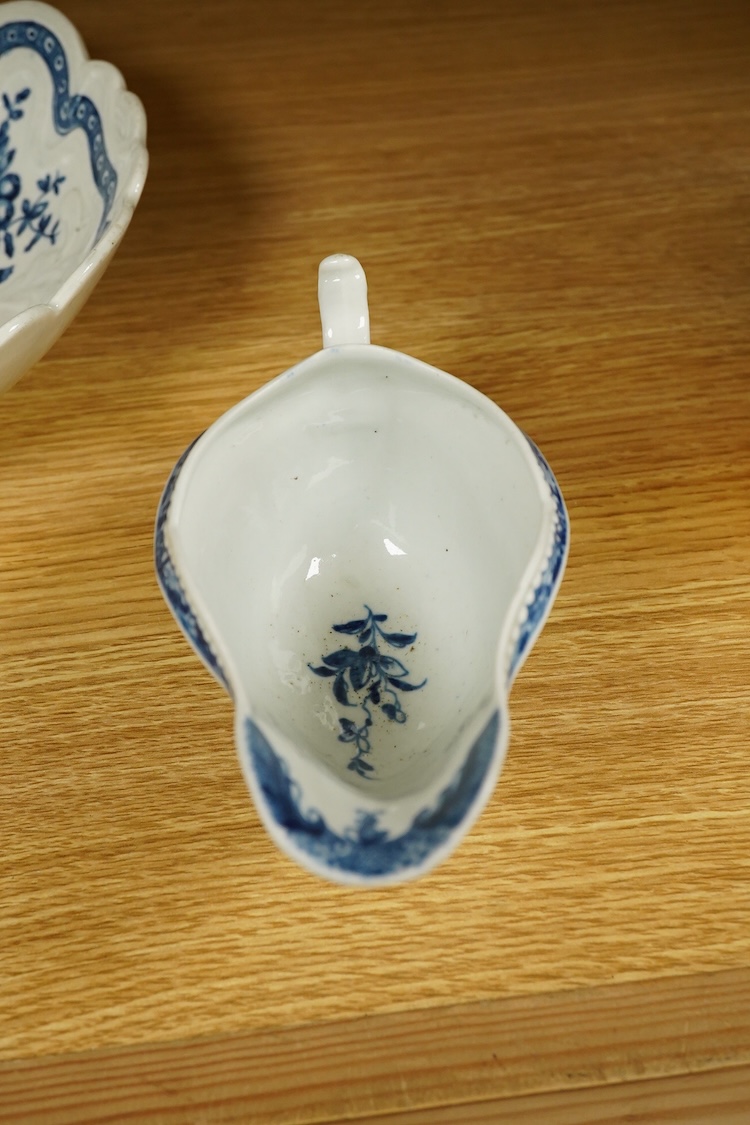An 18th century Worcester junket dish and a jug, dish 23.5cm